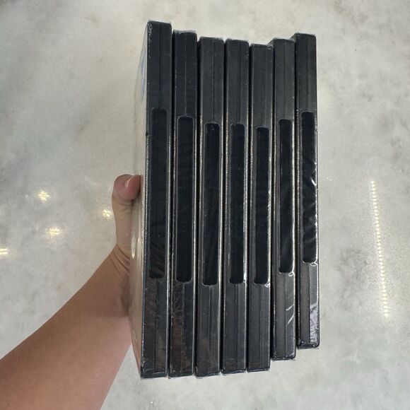 The Walking Dead Complete Series Seasons 1–7 DVD Box Set – New & Sealed - Picture 13 of 13